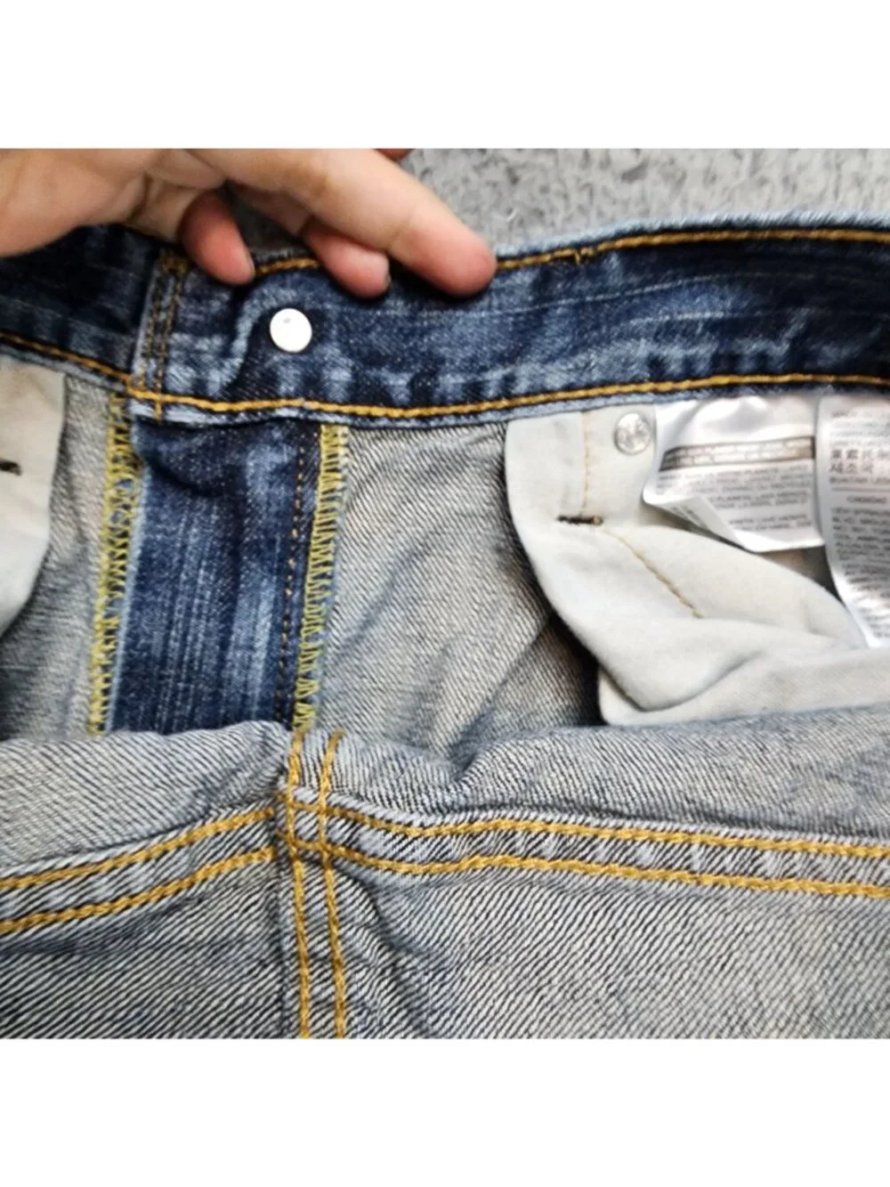 Levis Jeans Mens 32x30 Blue 559 Cotton Denim Relaxed Fit Straight Leg *Read*